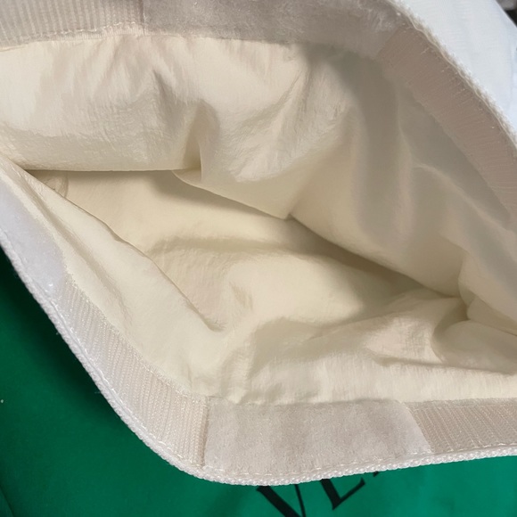 Bottega Veneta White Trekking Pouch - Picture 8 of 12